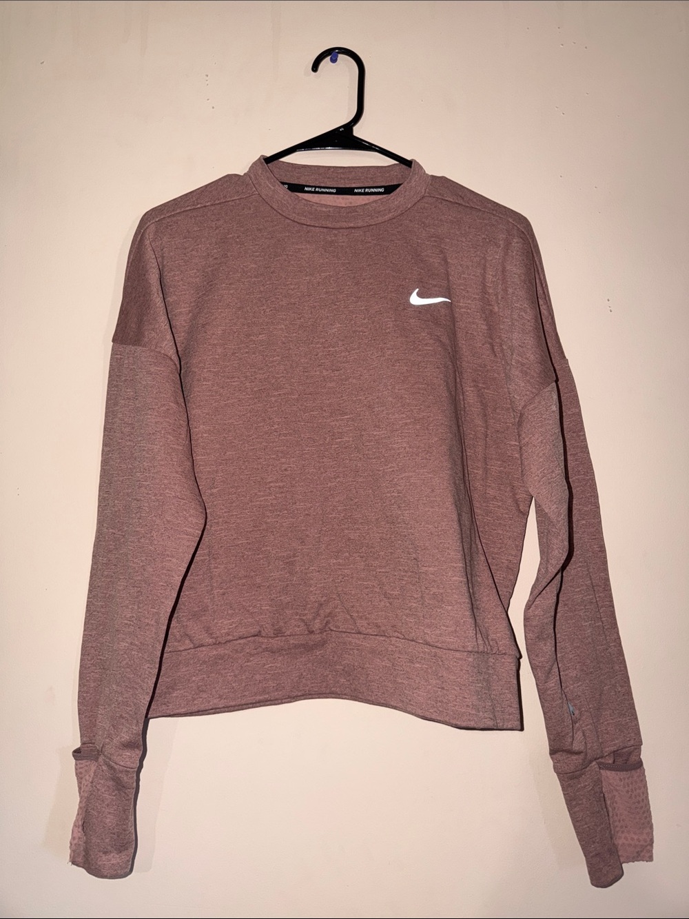 Nike Women’s Crewneck Sweatshirt in Dusty Rose